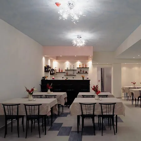 Aparthotel Anatoli